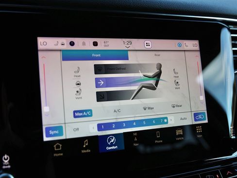 Used 2022 Jeep Wagoneer Series III w/ Flexible Seating Group image 31