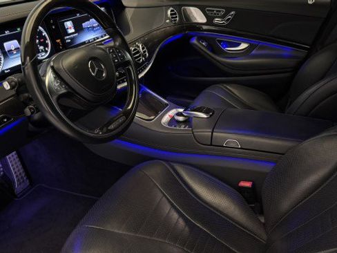 Used 2016 Mercedes-Benz S 550 Sedan image 3