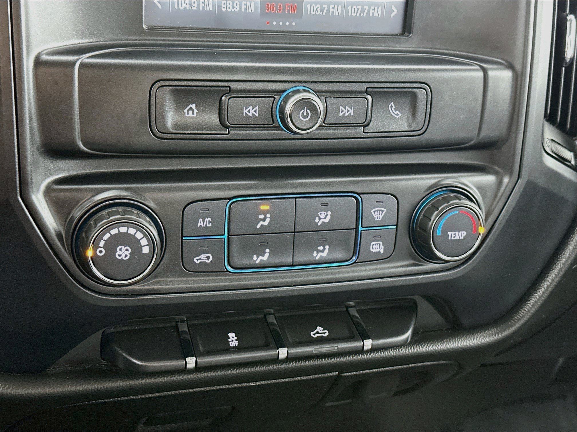 Used 2017 GMC Sierra 1500 4x4 Double Cab w/ Sierra Convenience Package image 15