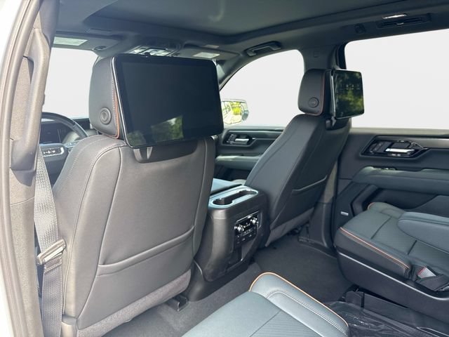 New 2026 GMC Yukon XL AT4 w/ AT4 Premium Plus Package AWD/4WD image 16
