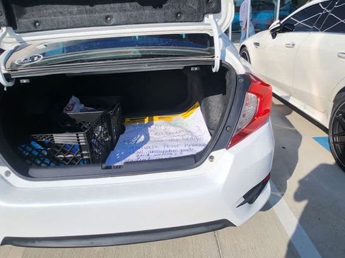Used 2018 Honda Civic EX image 14