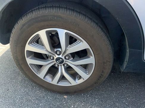 Used 2016 Kia Sportage LX w/ LX Popular Package image 17