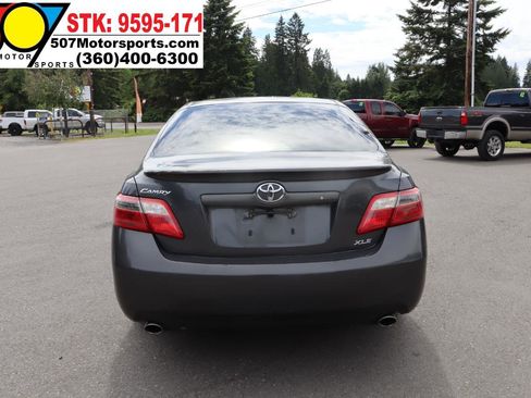 Used 2007 Toyota Camry XLE FWD image 7