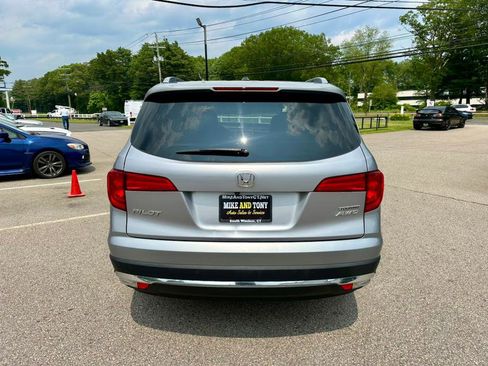 Used 2017 Honda Pilot Touring image 7