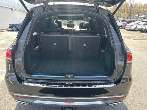 Used 2021 Mercedes-Benz GLS 450 4MATIC image 14