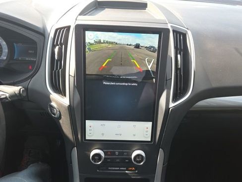 Used 2022 Ford Edge SE image 31