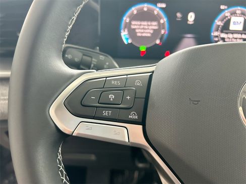 New 2025 Volkswagen Tiguan S image 18