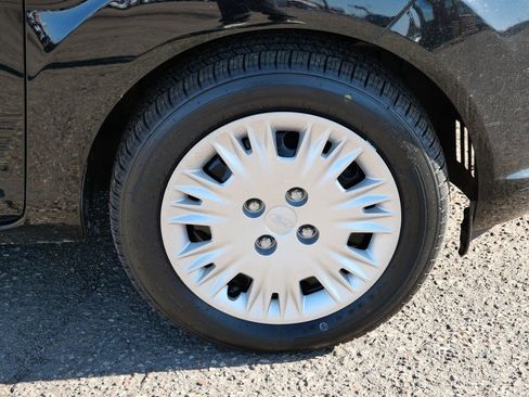 Used 2017 Ford Fiesta S FWD image 7