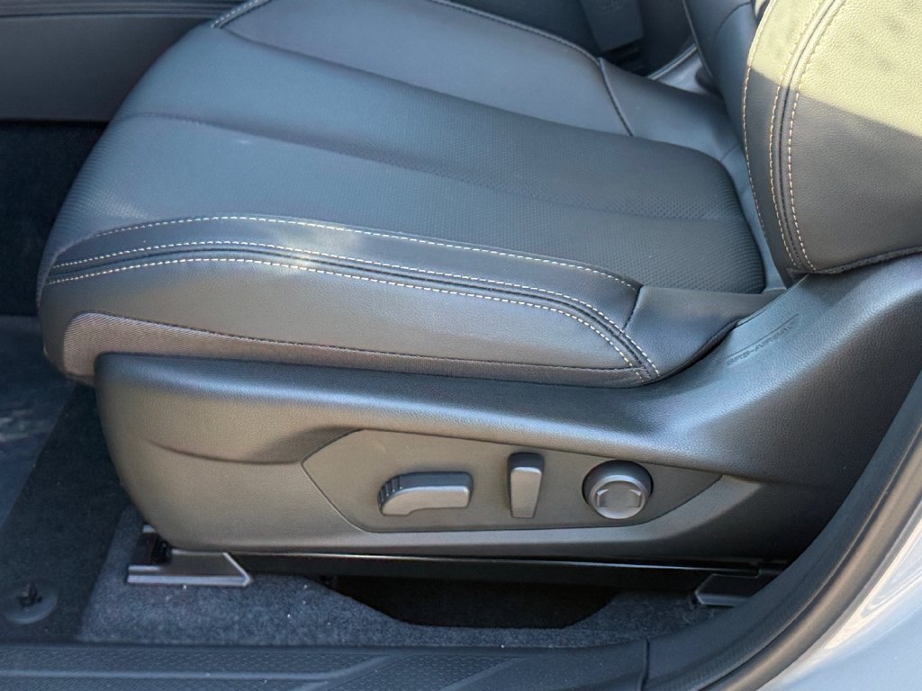 New 2026 Subaru Outback Limited AWD/4WD image 15