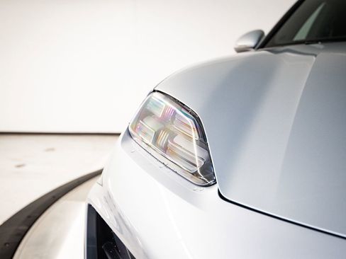 New 2026 Porsche Macan Electric RWD image 13