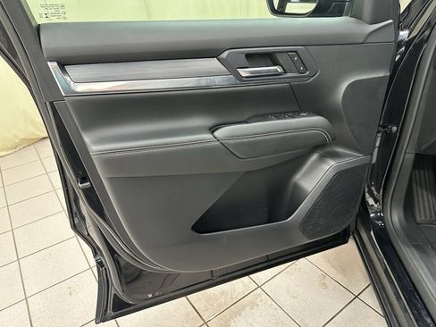 Certified 2025 GMC Terrain Elevation image 30