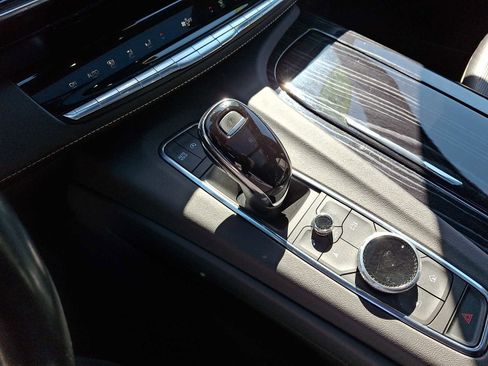 Used 2022 Cadillac Escalade Sport w/ Touring Package image 16