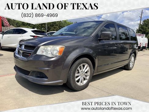 Used 2015 Dodge Grand Caravan SXT w/ UConnect Hands-Free Group FWD image 1