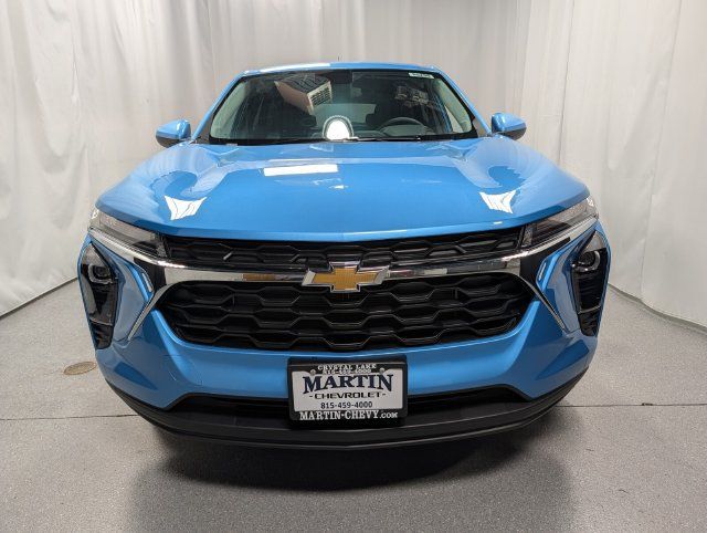 New 2026 Chevrolet Trax LS w/ LS Convenience Package FWD image 7