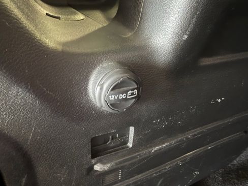 Used 2018 Jeep Wrangler Unlimited Sport S image 30