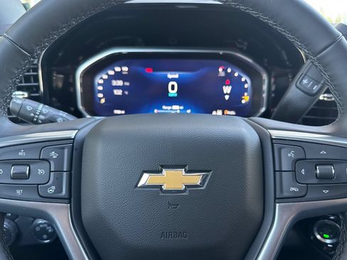 Used 2026 Chevrolet Silverado 1500 LT AWD/4WD image 25