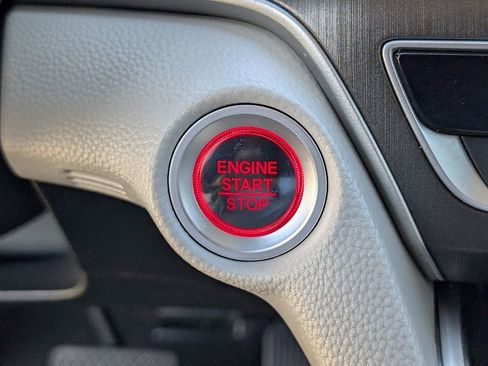 Used 2019 Honda Accord LX image 30