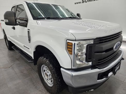 Used 2019 Ford F250 XL w/ XL Value Package image 2