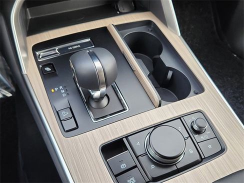 New 2025 MAZDA CX-70 Plug-In Hybrid w/ Premium Pkg image 17