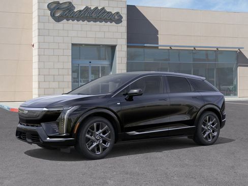 New 2025 Cadillac Optiq Luxury 1 image 34