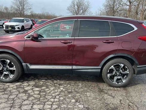 Used 2018 Honda CR-V Touring image 4