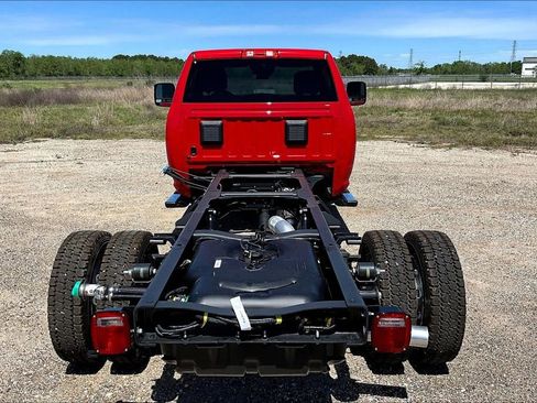 New 2026 RAM 4500 Tradesman AWD/4WD image 18