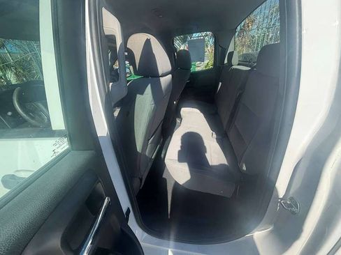 Used 2018 Chevrolet Silverado 1500 W/T w/ Trailering Package RWD image 4