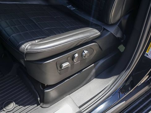 Certified 2024 Cadillac Escalade Sport Platinum w/ LPO, Floor Liner Package AWD/4WD image 8