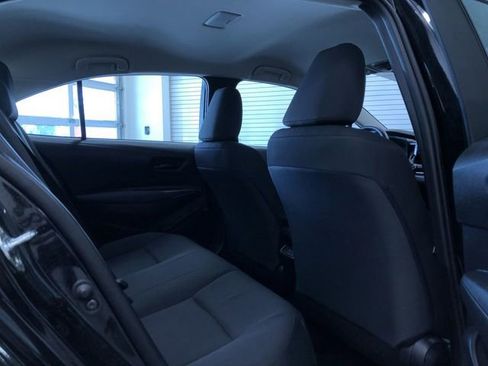 Used 2025 Toyota Corolla LE image 14