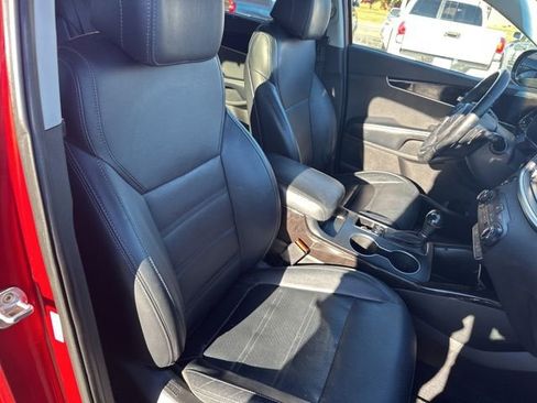 Used 2017 Kia Sorento EX image 18
