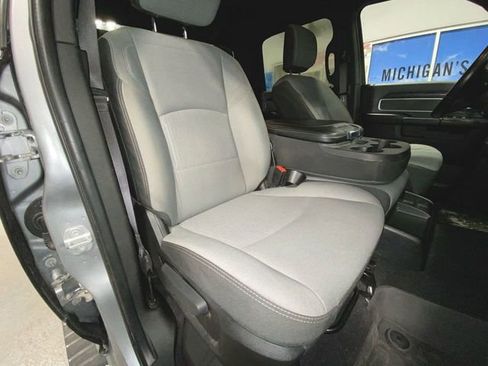 Used 2022 RAM 2500 Big Horn image 26