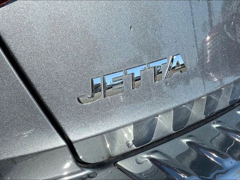 Used 2021 Volkswagen Jetta S image 55