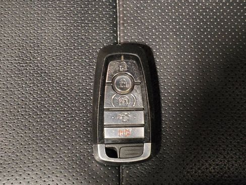 Used 2018 Ford Explorer Limited w/ Equipment Group 301A FWD image 32