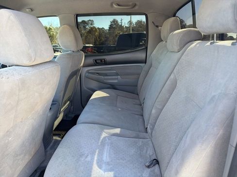 Used 2006 Toyota Tacoma PreRunner image 14