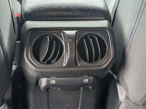 Used 2020 Jeep Wrangler Unlimited Sport S AWD/4WD image 16