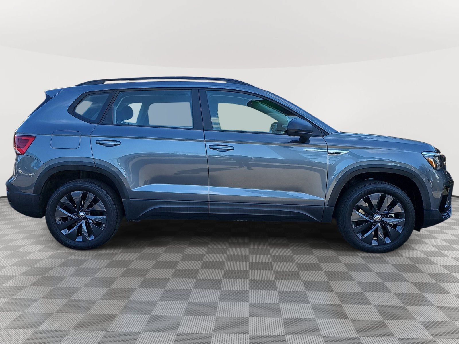 Used 2023 Volkswagen Taos S FWD image 4
