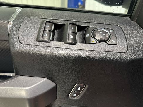 Used 2018 Ford F150 XLT w/ Equipment Group 302A Luxury AWD/4WD image 24