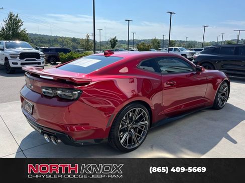 Used 2023 Chevrolet Camaro ZL1 RWD image 17