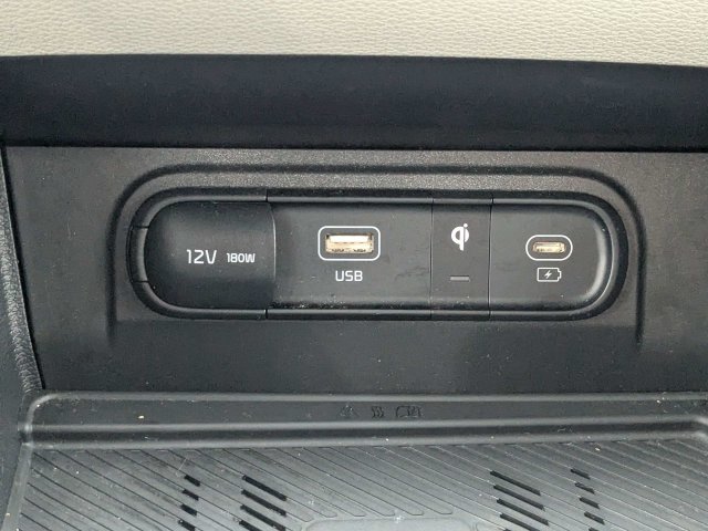 Certified 2024 Kia Sportage EX AWD/4WD image 24