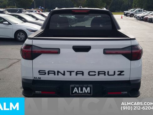Used 2025 Hyundai Santa Cruz SEL image 6
