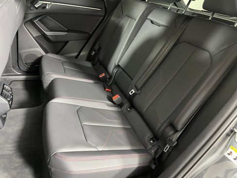 Used 2025 Audi Q3 2.0T Premium Plus w/ Premium Plus Package image 19