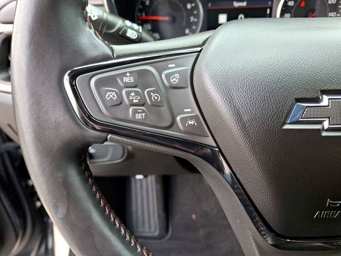 Used 2022 Chevrolet Equinox RS w/ Infotainment Package FWD image 17