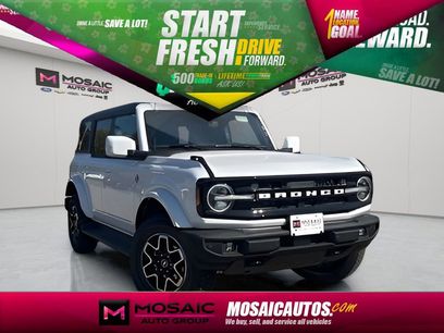 New 2025 Ford Bronco Outer Banks
