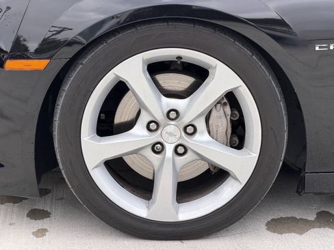Used 2015 Chevrolet Camaro SS w/ RS Package RWD image 13