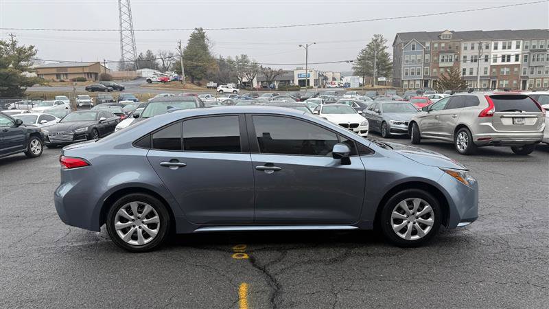 Used 2022 Toyota Corolla LE FWD image 6