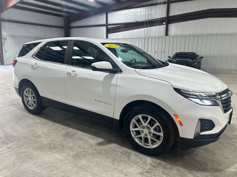 Used 2024 Chevrolet Equinox LT FWD image 7