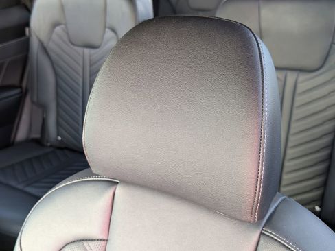 Certified 2024 Kia Sorento SX Prestige image 19