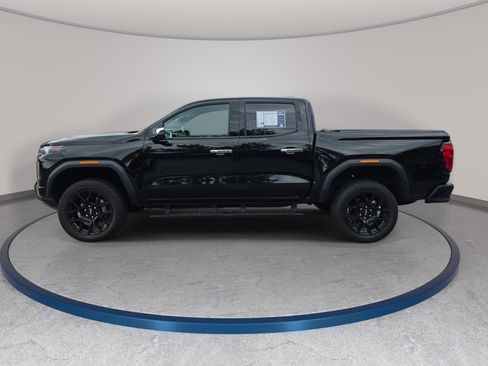 Used 2025 GMC Canyon Denali w/ LPO, Denali Black Edition AWD/4WD image 8