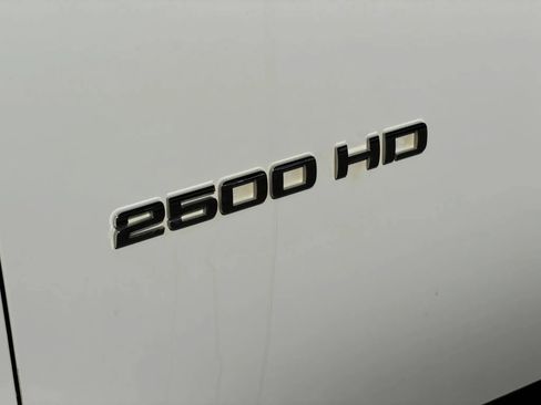 Used 2014 Chevrolet Silverado 2500 W/T RWD image 17