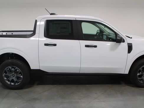 New 2026 Ford Maverick XLT image 10
